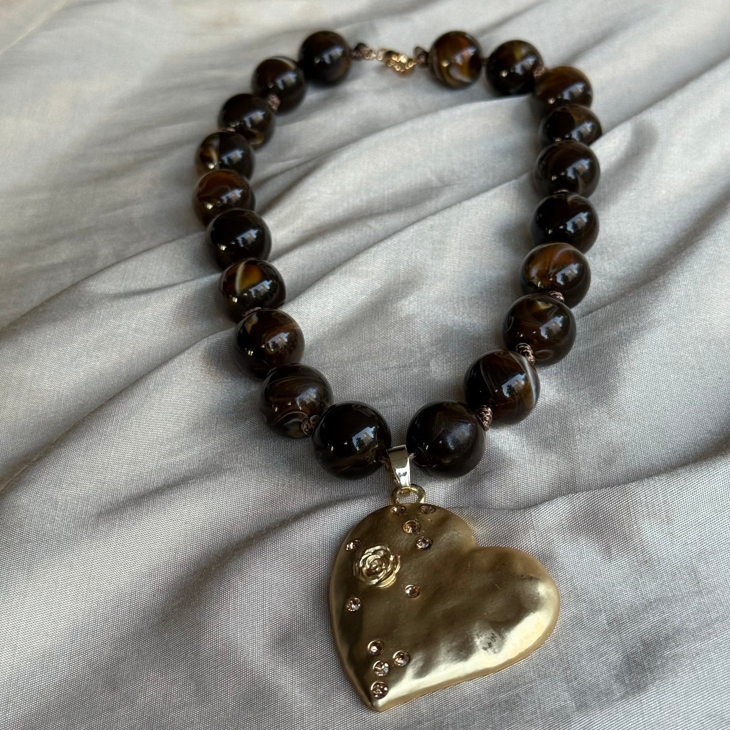 Collar Corazón Chocolate