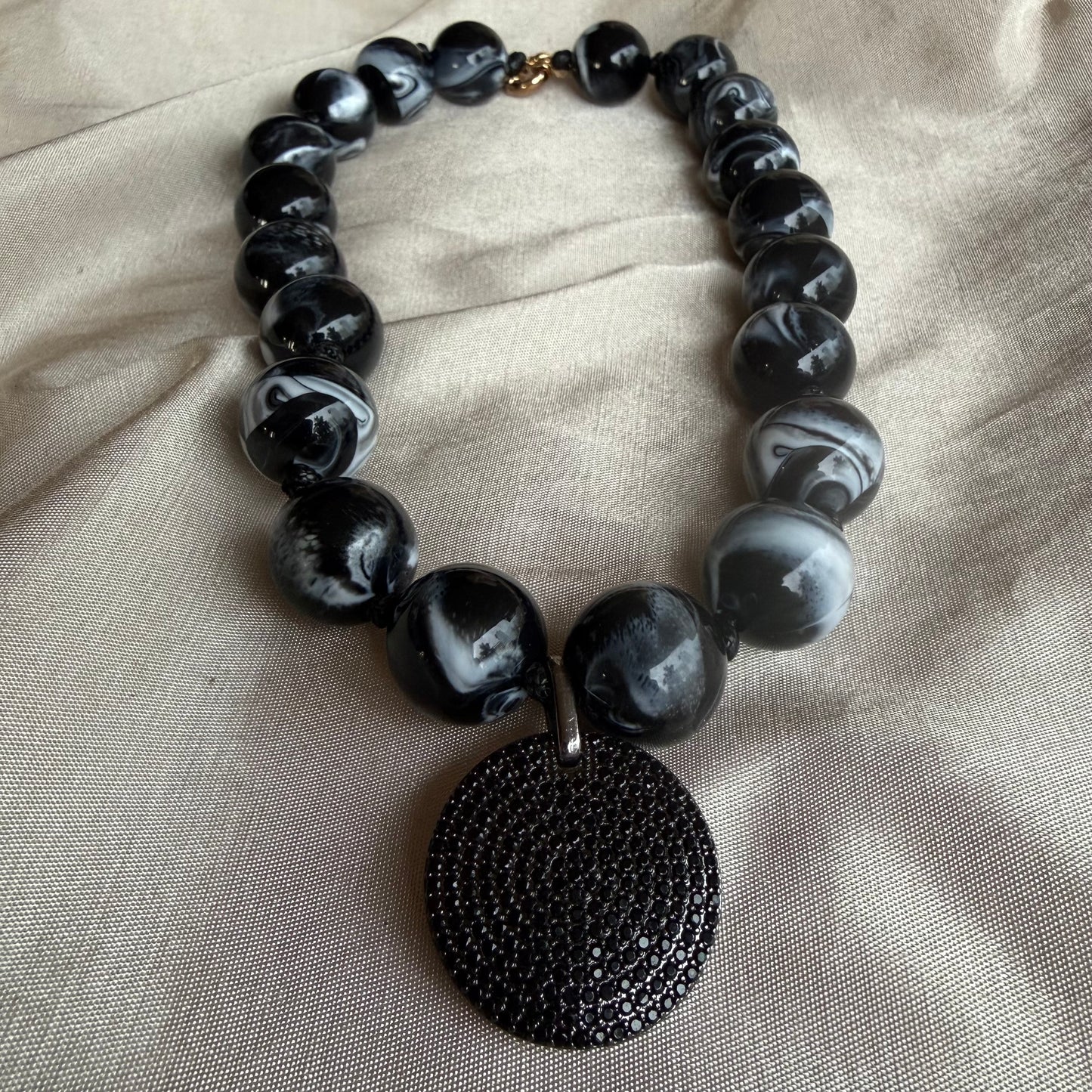 Collar Eclipse Marmolado