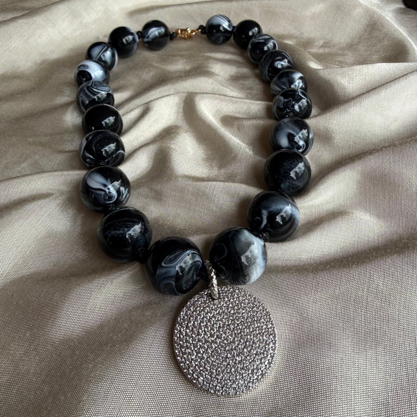 Collar Luna Marmoleada