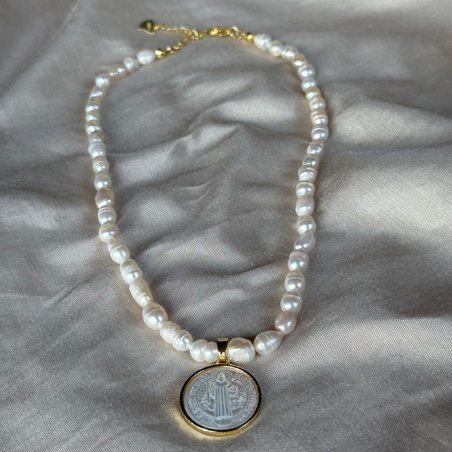 Collar de Perlas San Benito/45 cms