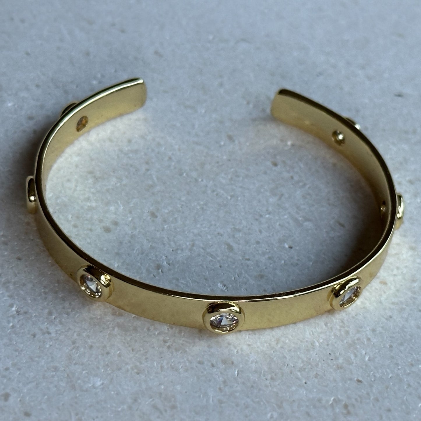 Esclava con circones circulares