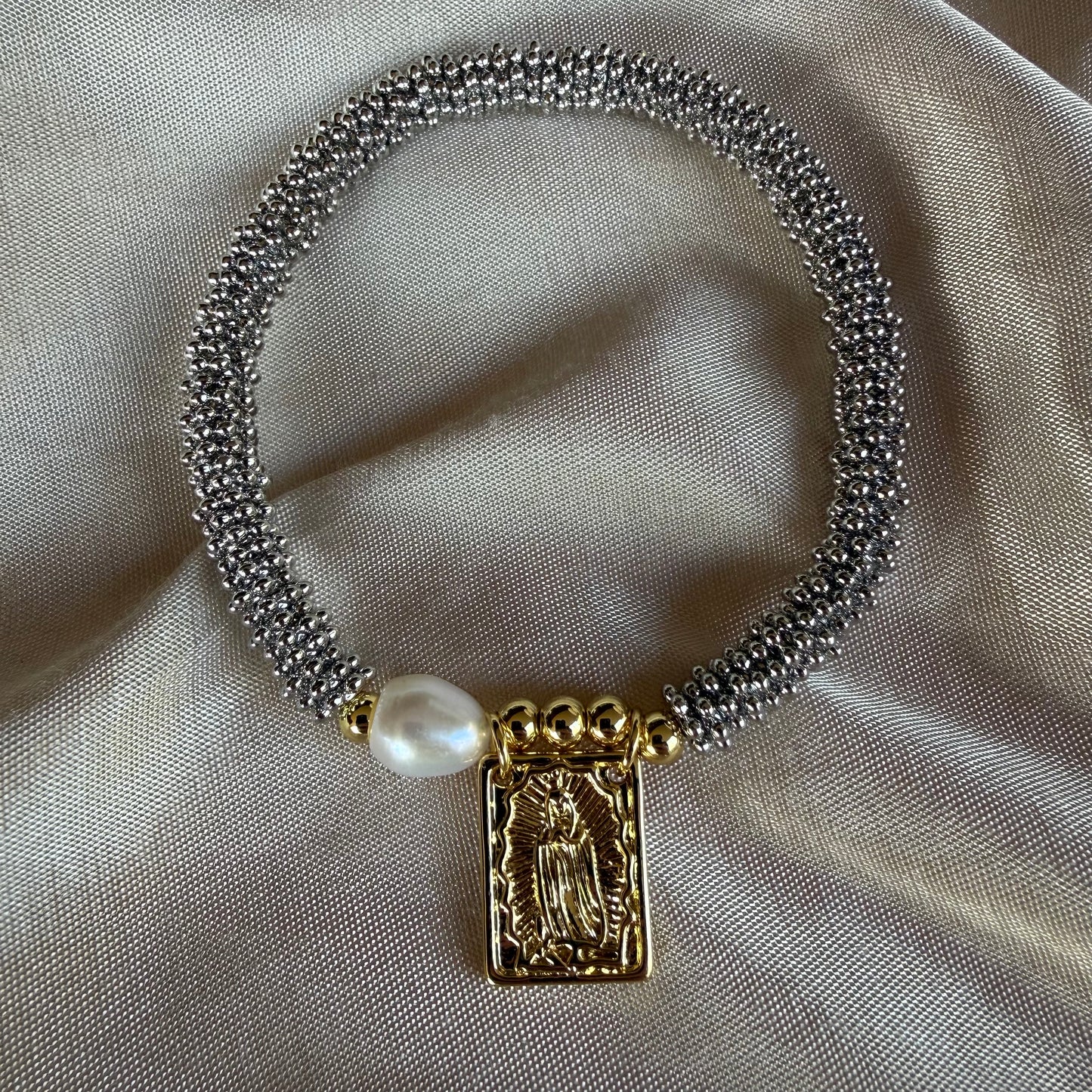 Set Pulseras Cruz Nácar & Rodinada con perla de río/virgen maría