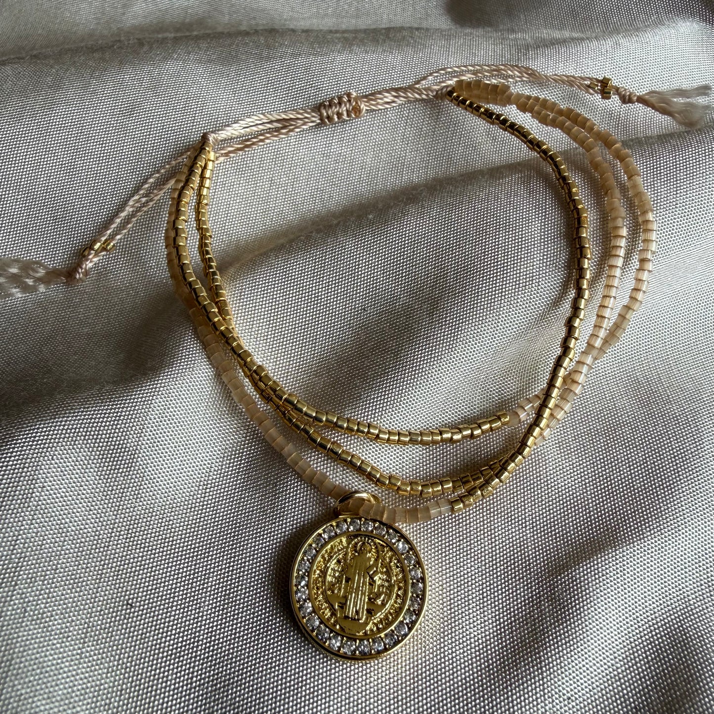 Set Pulseras de Protección Fe Dorada