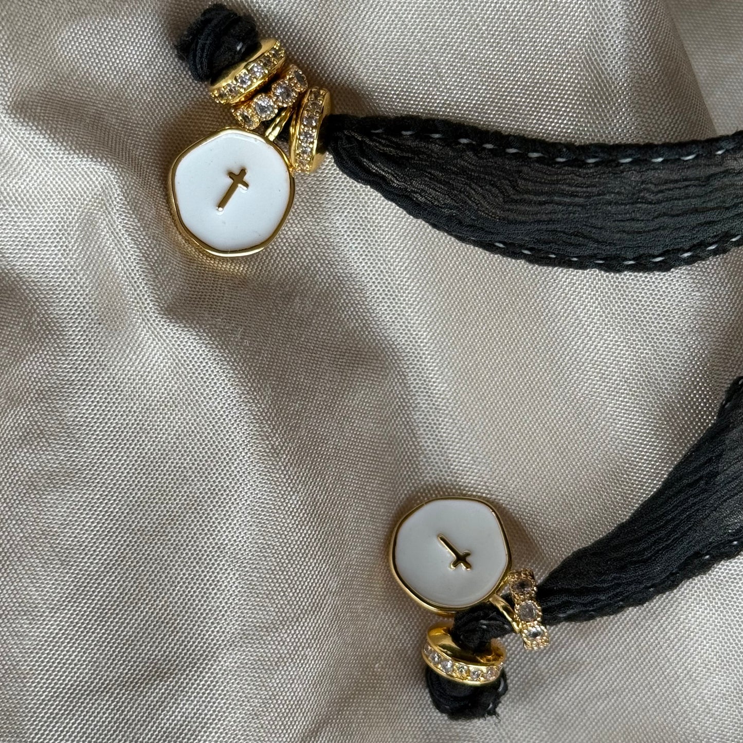Choker de Seda Camel/Religiosa