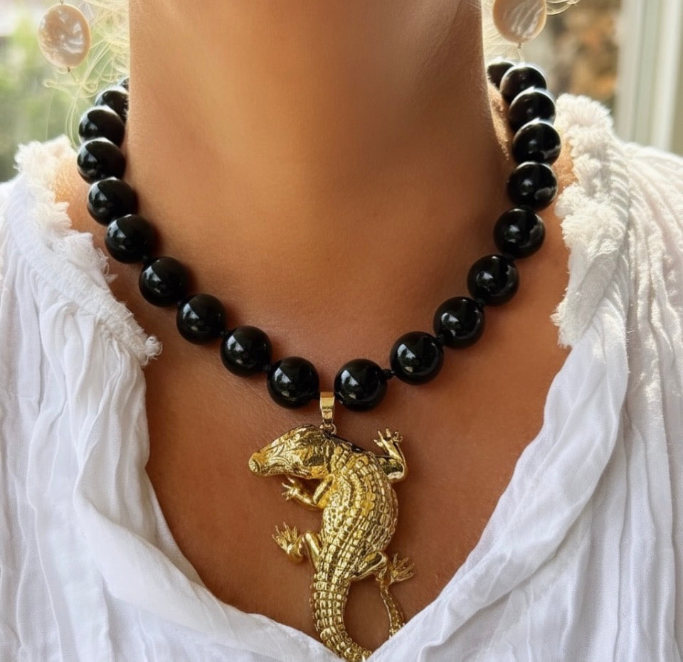 Collar Imperio Negro