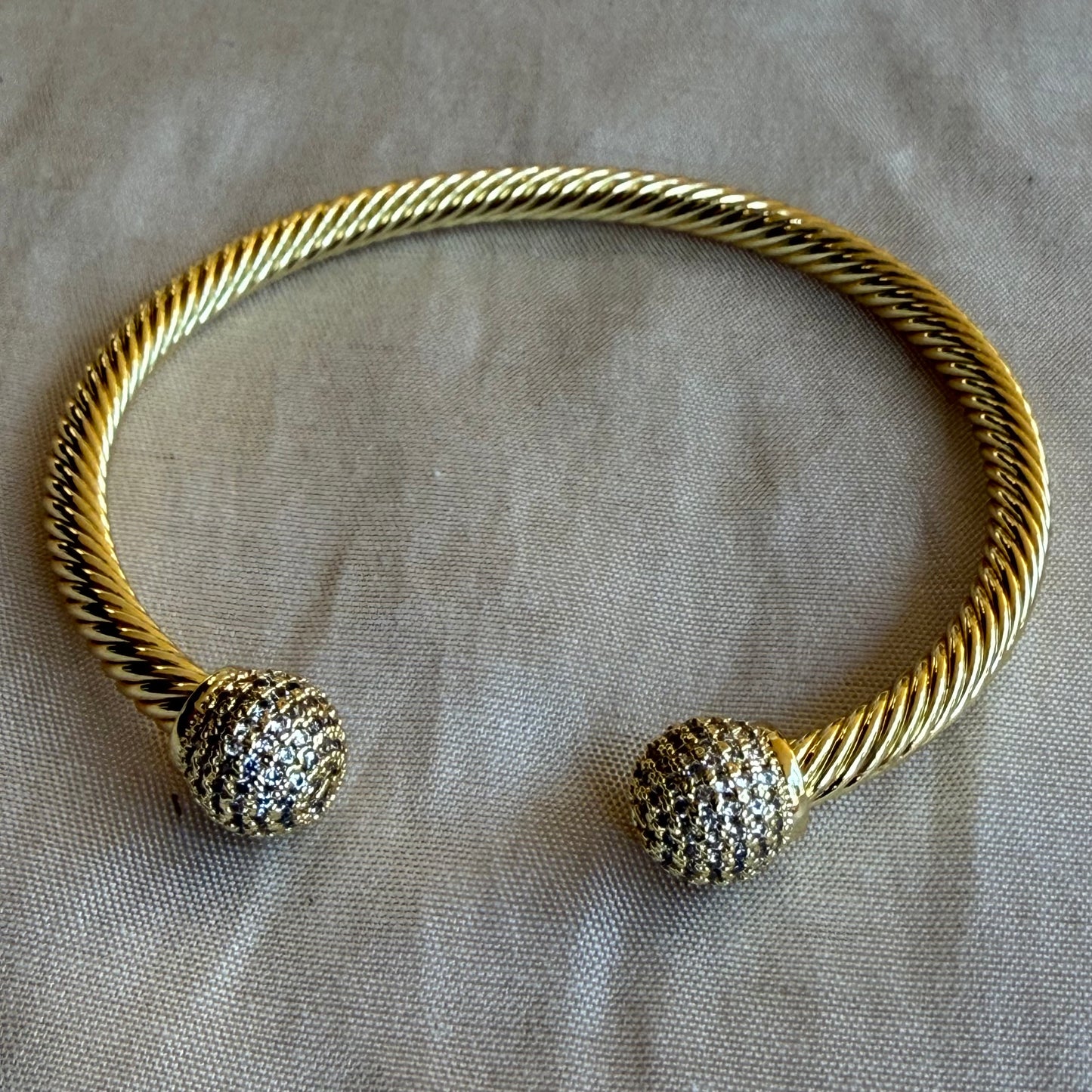 Colección Geometría Dorada
