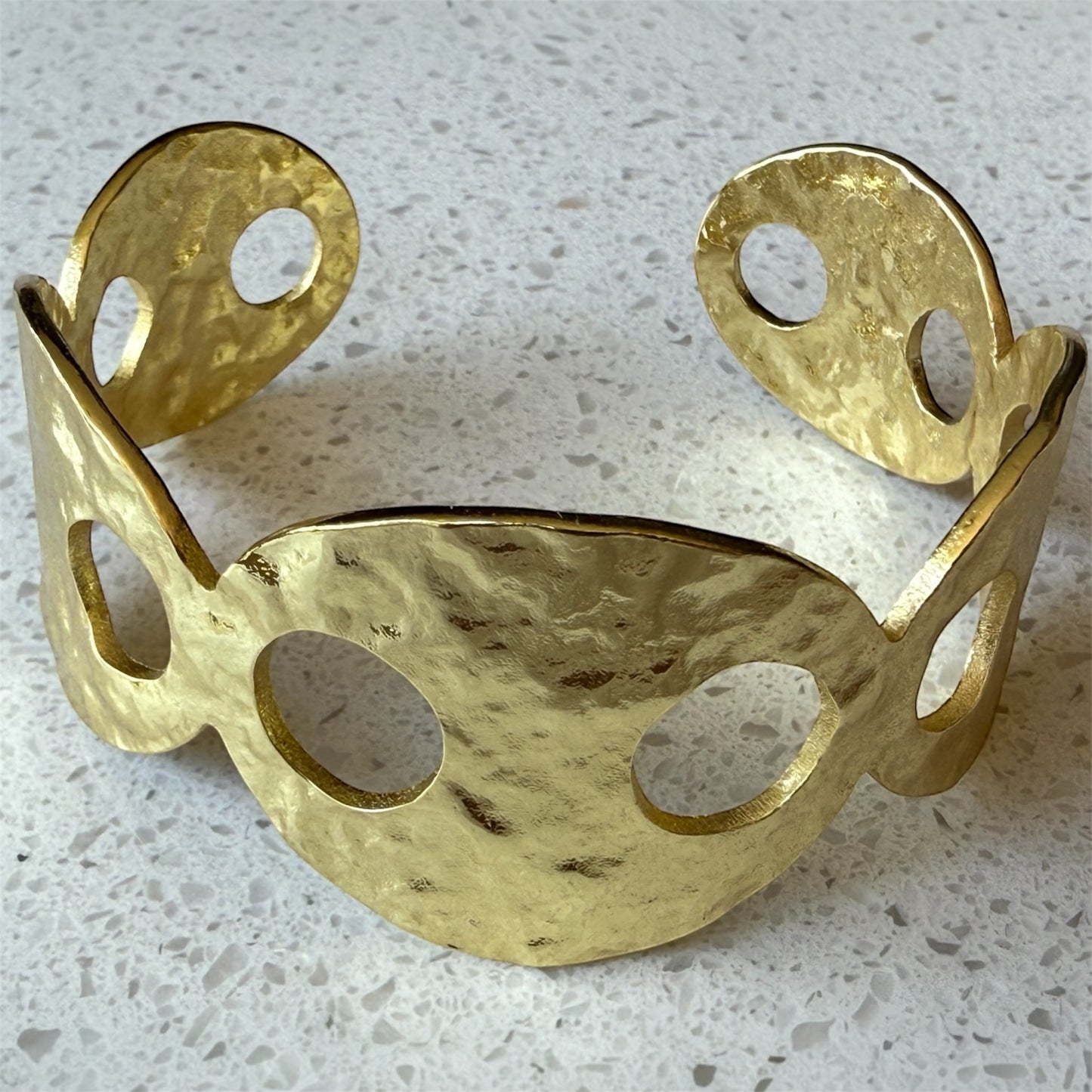 Esclava Óvalo Martillado