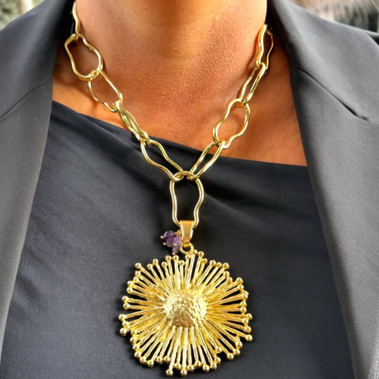 Collar Cadena Dorada / Sol Radiante