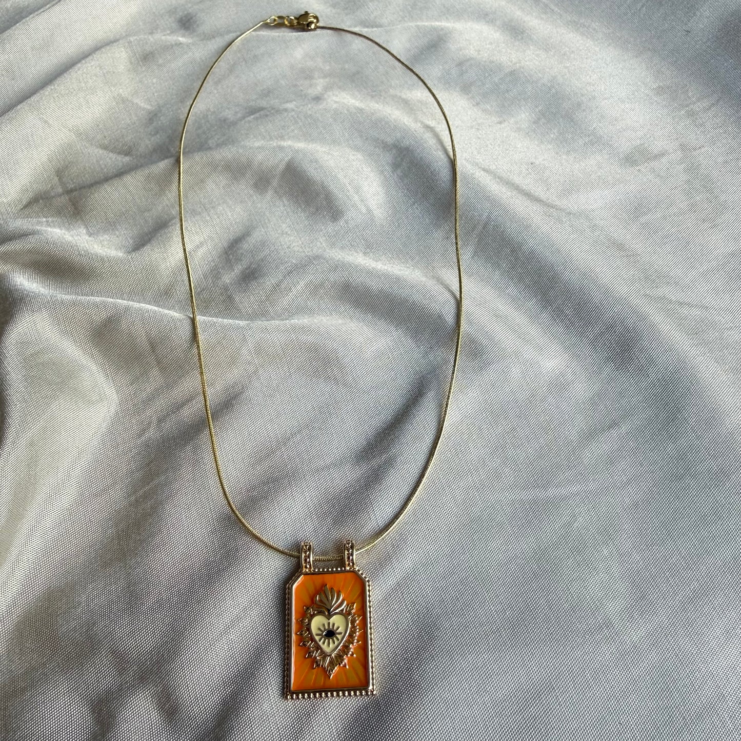 Colección Devoción Dorada