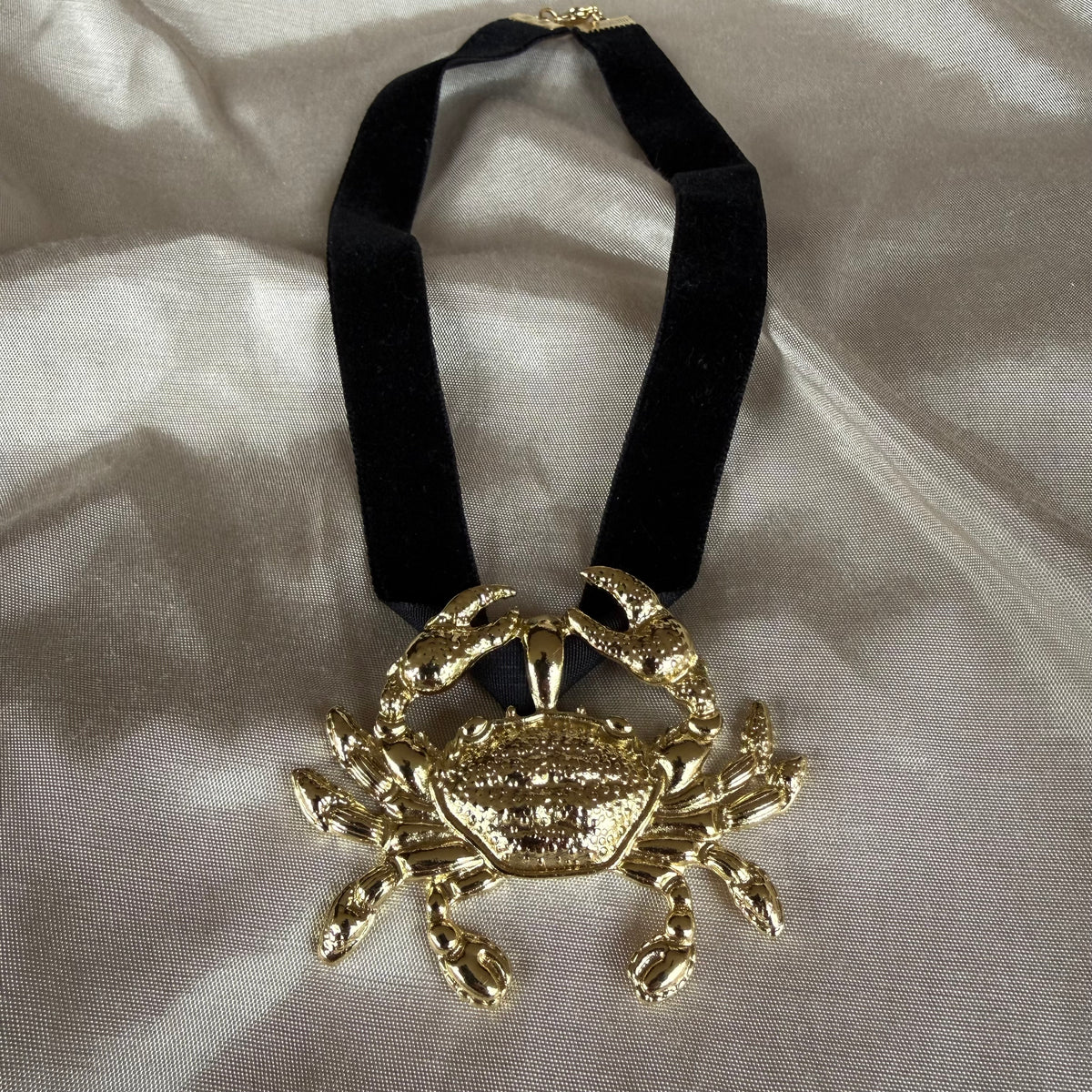 Choker Cangrejo Dorado