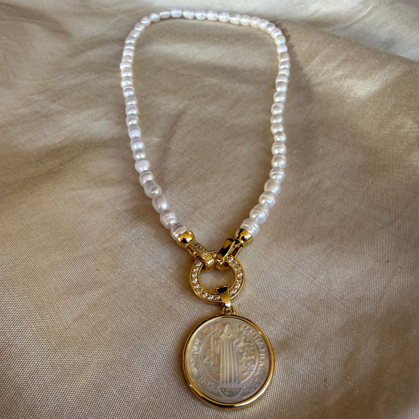 Collar Perlas San Benito • Broche de Luz/40 cms